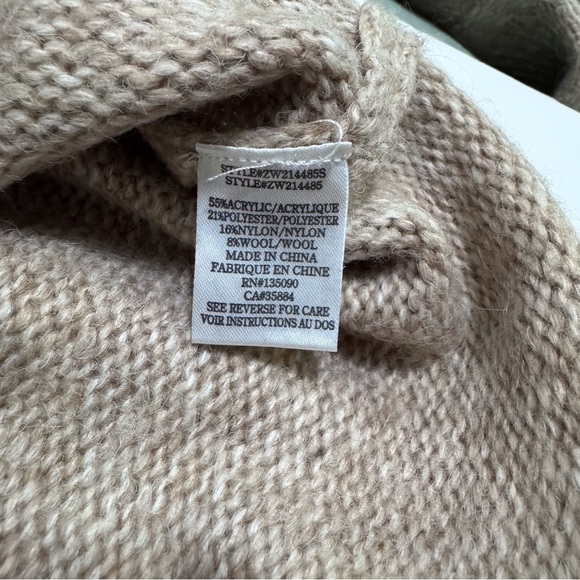 Z Supply Essex Cable Knit Sweater V Neck in Tan Cream Size Medium - Picture 7 of 9